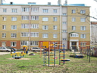 Многоквартирный жилой дом. 01 мая 2015 (пт).