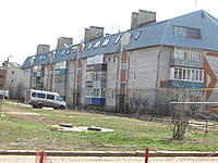 Многоквартирный жилой дом. 30 апреля 2015 (чт).