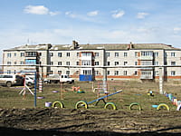 Многоквартирный жилой дом. 30 апреля 2015 (чт).