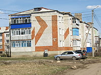 Многоквартирный жилой дом. 30 апреля 2015 (чт).