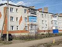 Многоквартирный жилой дом. 30 апреля 2015 (чт).