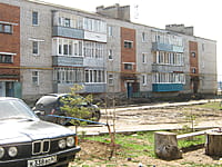 Многоквартирный жилой дом. 30 апреля 2015 (чт).