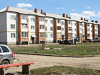 Многоквартирный жилой дом. 30 апреля 2015 (чт).