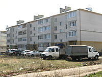 Многоквартирный жилой дом. 30 апреля 2015 (чт).