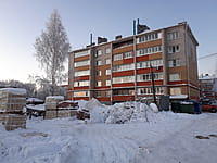 Многоквартирный жилой дом. 25 января 2022 (вт).