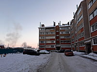 Многоквартирный жилой дом. 25 января 2022 (вт).