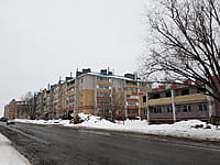 Многоквартирный жилой дом. 28 февраля 2022 (пн).