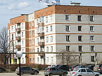 Многоквартирный жилой дом. 30 апреля 2015 (чт).