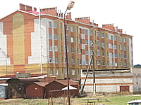 Многоквартирный жилой дом. 30 апреля 2015 (чт).