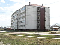 Многоквартирный жилой дом. 30 апреля 2015 (чт).