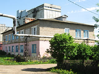 ул. Хлебная, 11 (г. Канаш) -​ многоквартирный жилой дом.