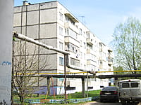 Многоквартирный жилой дом. 10 мая 2015 (вс).