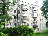 Многоквартирный жилой дом. 26 мая 2015 (вт).