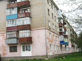 ул. Ильича, 3 (г. Канаш) -​ многоквартирный жилой дом.