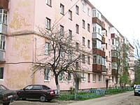 Многоквартирный жилой дом. 13 мая 2015 (ср).