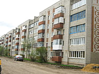 Многоквартирный жилой дом. 13 мая 2015 (ср).