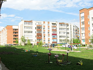 ул. Ильича, 6 (г. Канаш) -​ многоквартирный жилой дом.