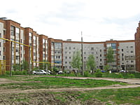 Многоквартирный жилой дом. 13 мая 2015 (ср).