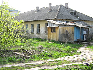 ул. Канашская, 19 (г. Канаш) -​ многоквартирный жилой дом.