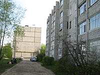 Многоквартирный жилой дом. 10 мая 2015 (вс).