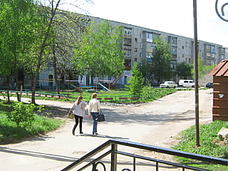ул. Кооперативная, 2 (г. Канаш) -​ многоквартирный жилой дом.