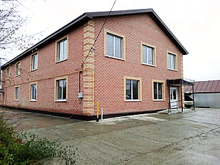 ул. Кооперативная, 23 (г. Канаш) -​ административно-бытовое здание.