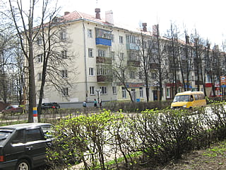 пр‑т Ленина, 12 (г. Канаш) -​ многоквартирный жилой дом.