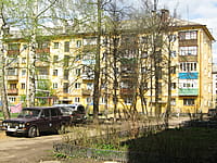 Многоквартирный жилой дом. 04 мая 2015 (пн).