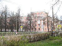 Многоквартирный жилой дом. 04 мая 2015 (пн).