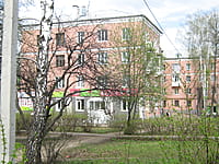 Многоквартирный жилой дом. 04 мая 2015 (пн).