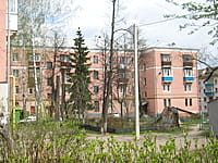 Многоквартирный жилой дом. 04 мая 2015 (пн).