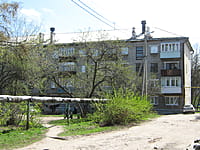 Многоквартирный жилой дом. 09 мая 2015 (сб).