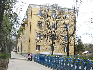 пр‑т Ленина, 27 (г. Канаш) -​ многоквартирный жилой дом.