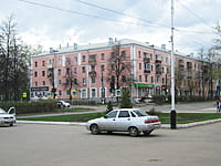 Многоквартирный жилой дом. 04 мая 2015 (пн).