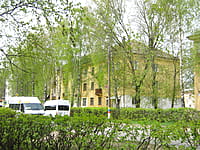 Многоквартирный жилой дом. 11 мая 2015 (пн).