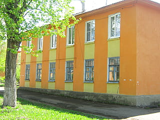 пр‑т Ленина, 56 (г. Канаш) -​ многоквартирный жилой дом.