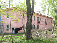 Многоквартирный жилой дом. 11 мая 2015 (пн).