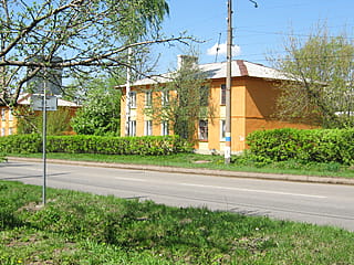 пр‑т Ленина, 83 (г. Канаш) -​ многоквартирный жилой дом.