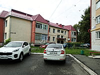 Многоквартирный жилой дом. 30 августа 2025 (сб).