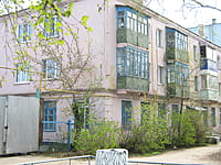 Многоквартирный жилой дом. 09 мая 2015 (сб).