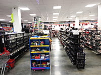 "Мир одежды и обуви", магазин. 07 мая 2024 (вт).