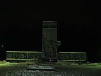 Монумент Славы павшим в кровопролитных боях Великой Отечественной войны. 01 марта 2014 (сб).