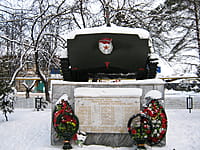 Монумент в честь воинов-канашцев, погибших на земле Афганистана (1994 г.). 08 декабря 2013 (вс).