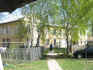 ул. Московская, 9 (г. Канаш) -​ многоквартирный жилой дом.