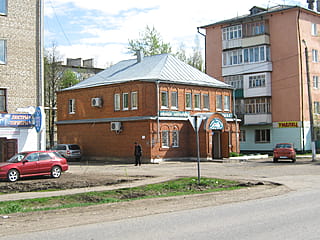Восточный мкр., 2А (г. Канаш) -​ административно-бытовое здание.