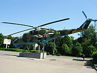 Памятник вертолету МИ-24В - монумент Мужества и Отваги. 23 мая 2014 (пт).