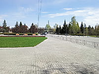 Памятник вертолету МИ-24В - монумент Мужества и Отваги. 25 апреля 2024 (чт).