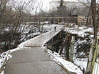 Пешеходный мост через ручей. 05 апреля 2014 (сб).