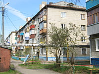 Многоквартирный жилой дом. 10 мая 2015 (вс).