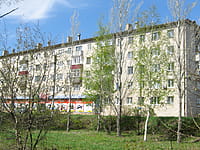 Многоквартирный жилой дом. 09 мая 2015 (сб).